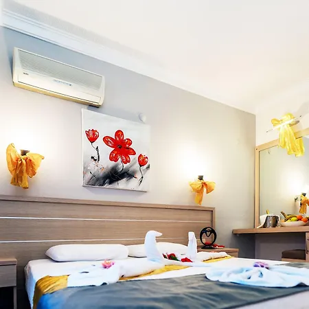 Hotell Nergos Garden Side