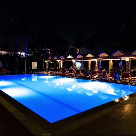 Hotel Nergos Garden