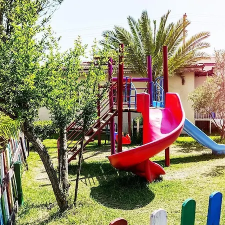 Nergos Garden Side