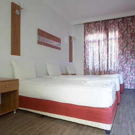 Hotel Nergos Garden